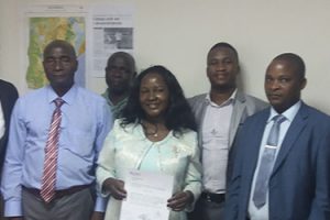 Alunos de doutorado defendem suas teses presencialmente em Moçambique