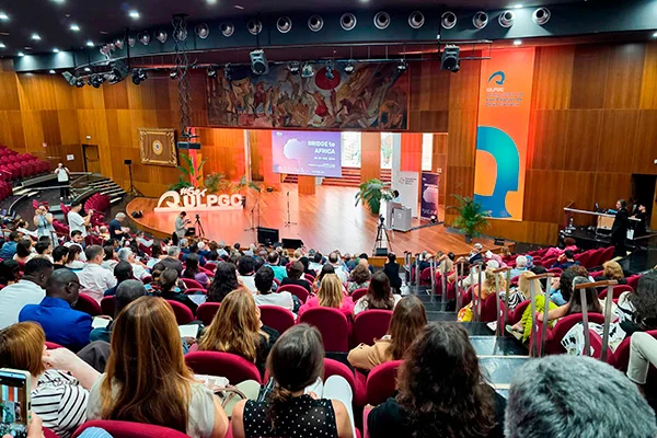 Realização do evento "Bridge to Africa" (Ponte para África) nas Ilhas Canárias, Espanha.